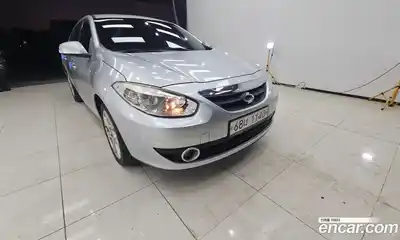 Renault SM3 2010 1.6 Автомат в Москве № 227480, миниатюра 7