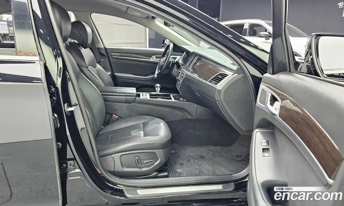 Genesis G80 2017 3.3 Автомат в Москве № 22804, фото 19