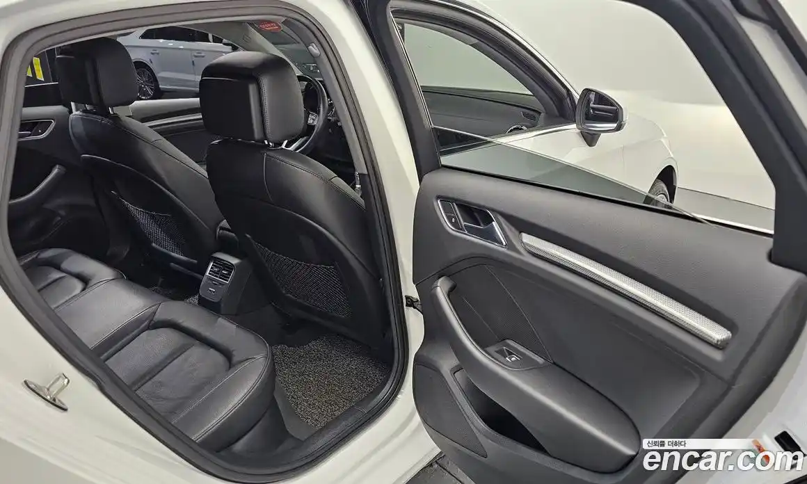 Audi A3 2018 2.0 Автомат в Москве № 230148, фото 18