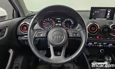 Audi A3 2018 2.0 Автомат в Москве № 230148, миниатюра 9