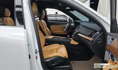 Volvo XC90 2020 2.0 Автомат в Москве № 230532, миниатюра 11