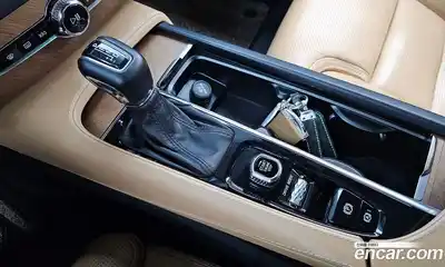 Volvo XC90 2020 2.0 Автомат в Москве № 230532, миниатюра 9