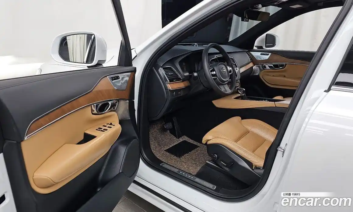 Volvo XC90 2020 2.0 Автомат в Москве № 230532, фото 10