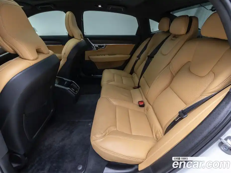 Volvo S90 2024 2.0 Автомат в Москве № 230819, фото 10