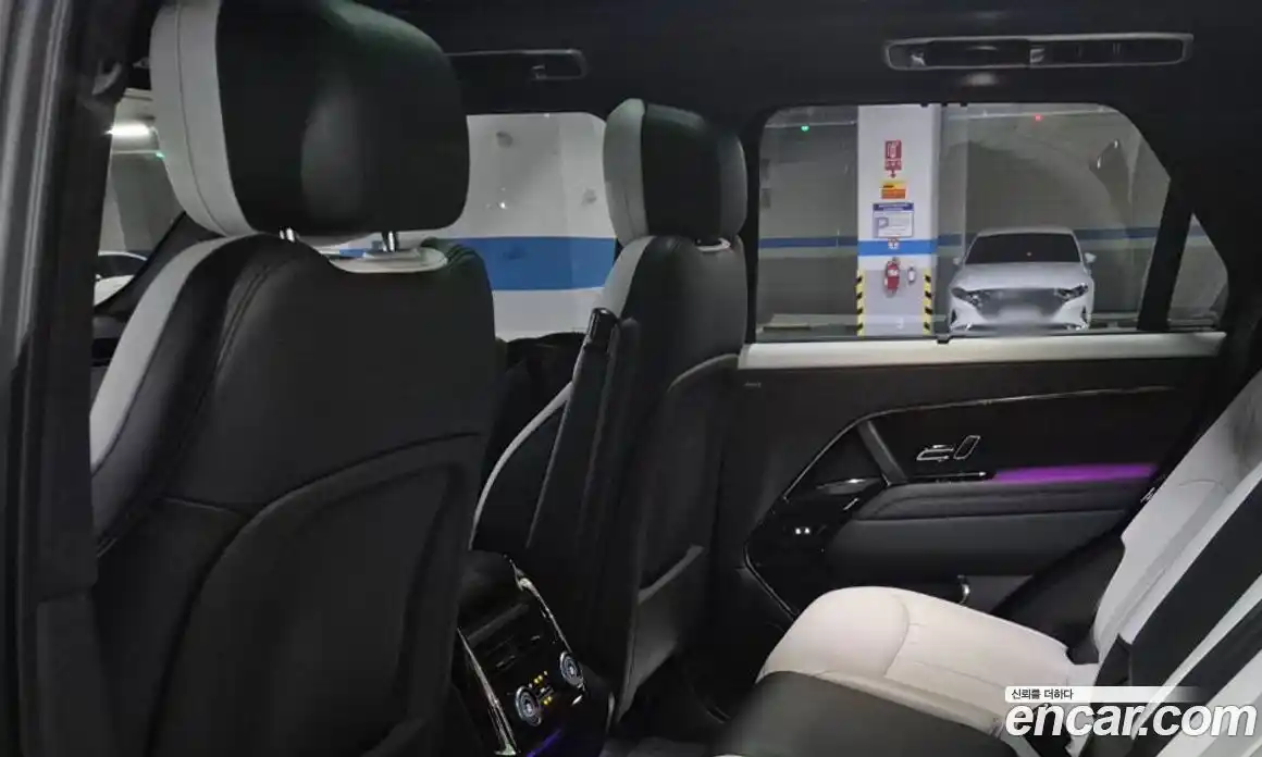 Land Rover Range-Rover Sport 2025 3.0 Автомат в Москве № 231319, фото 14