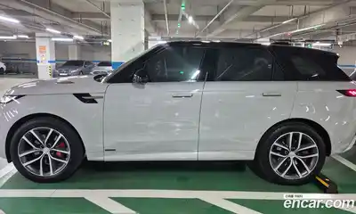 Land Rover Range-Rover Sport 2025 3.0 Автомат в Москве № 231319, миниатюра 4