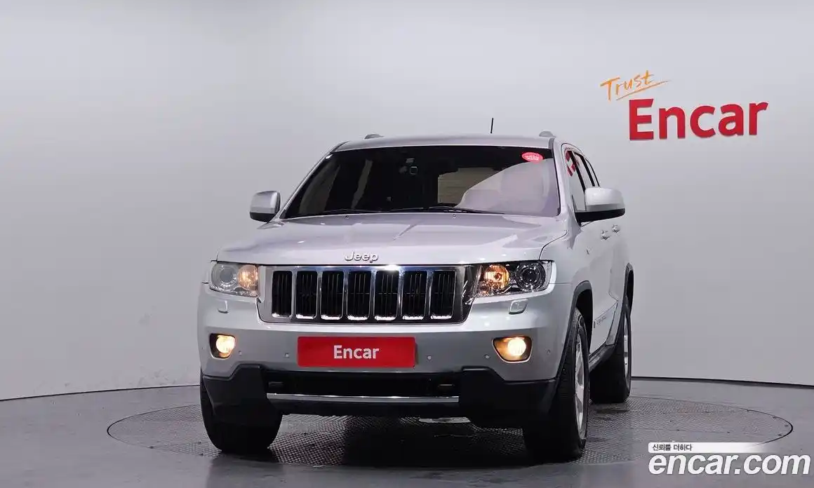 Jeep Cherokee 2011 3.6 Автомат в Москве № 232282, фото 19