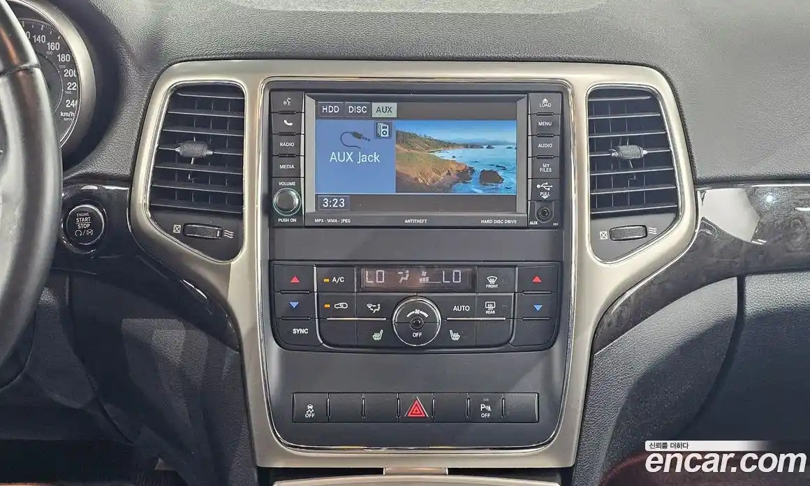 Jeep Cherokee 2011 3.6 Автомат в Москве № 232282, фото 7