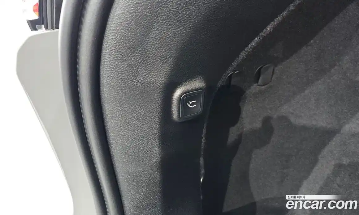 Jeep Cherokee 2021 2.4 Автомат в Москве № 232522, фото 19