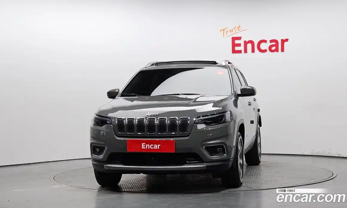 Jeep Cherokee 2021 2.4 Автомат в Москве № 232522, фото 3