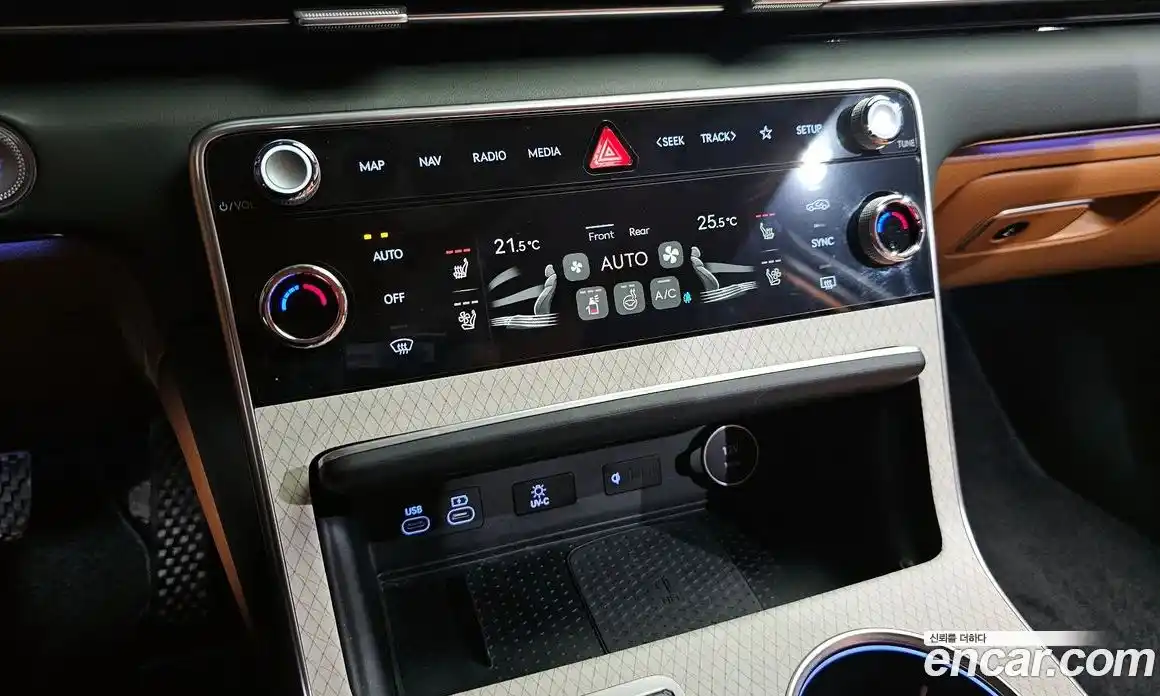 Genesis GV80 2024 2.5 Автомат в Москве № 25004, фото 14