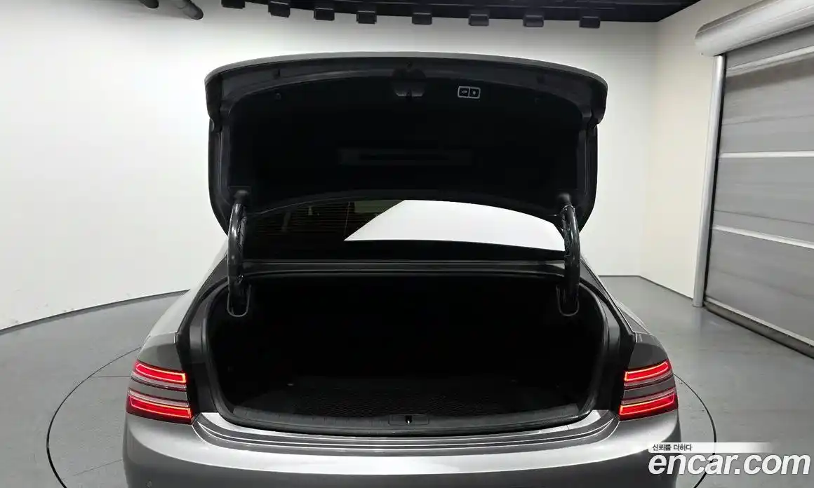 Genesis G80 2024 2.5 Автомат в Москве № 25453, фото 15