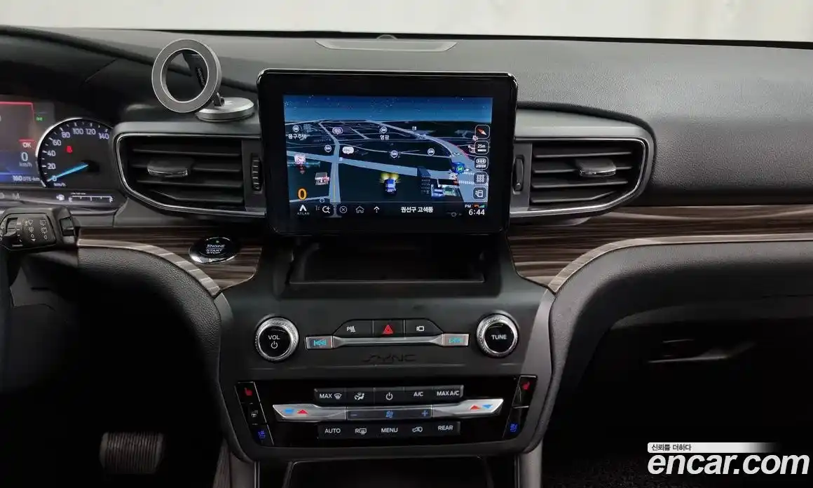 Ford Explorer 2020 2.3 Автомат в Москве № 255652, фото 14