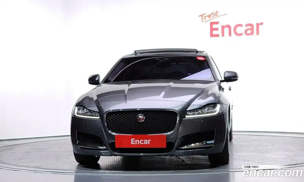 Jaguar XF 2019 2.0 Автомат в Москве № 256051, фото 10