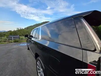 Cadillac Escalade 2023 6.2 Автомат в Москве № 256510, миниатюра 6