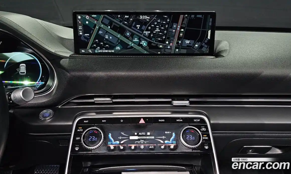 Genesis GV80 2022 2.5 Автомат в Москве № 25746, фото 14