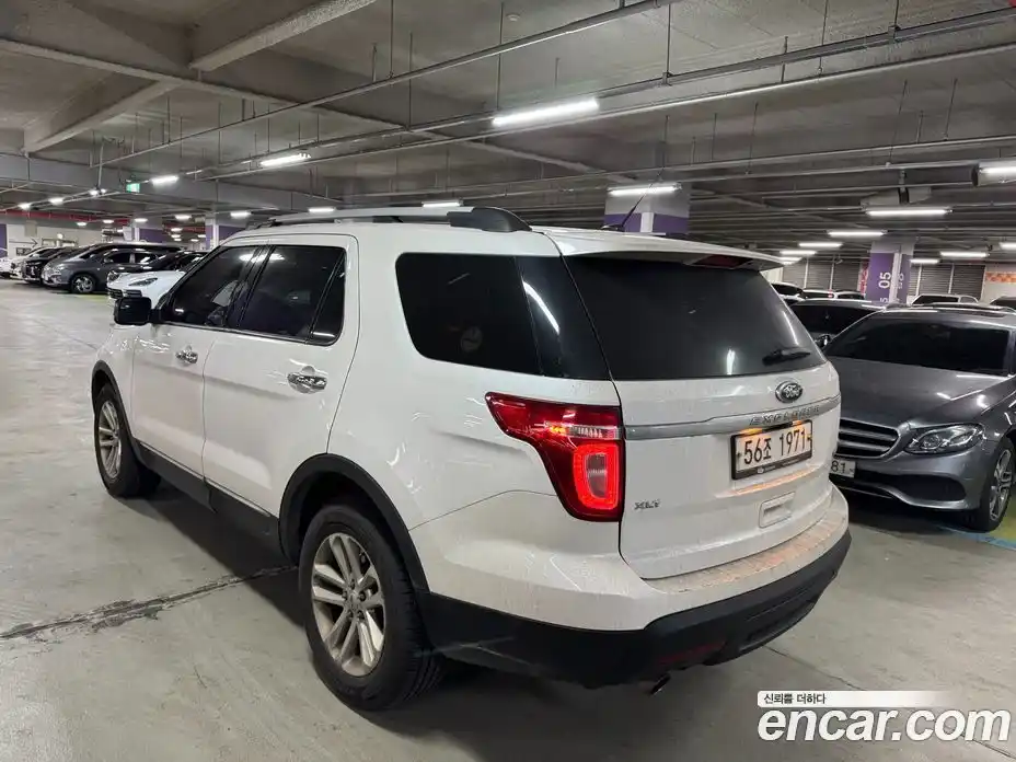 Ford Explorer 2014 2.0 Автомат в Москве № 259103, фото 4