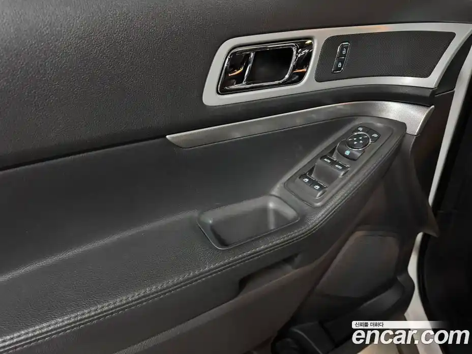 Ford Explorer 2014 2.0 Автомат в Москве № 259103, фото 5