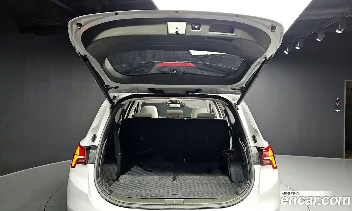 Hyundai Santa Fe 2021 2.5 Автомат в Москве № 266473, фото 6