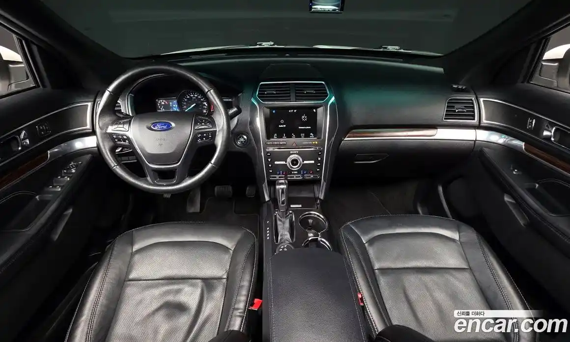 Ford Explorer 2017 2.3 Автомат в Москве № 267258, фото 4