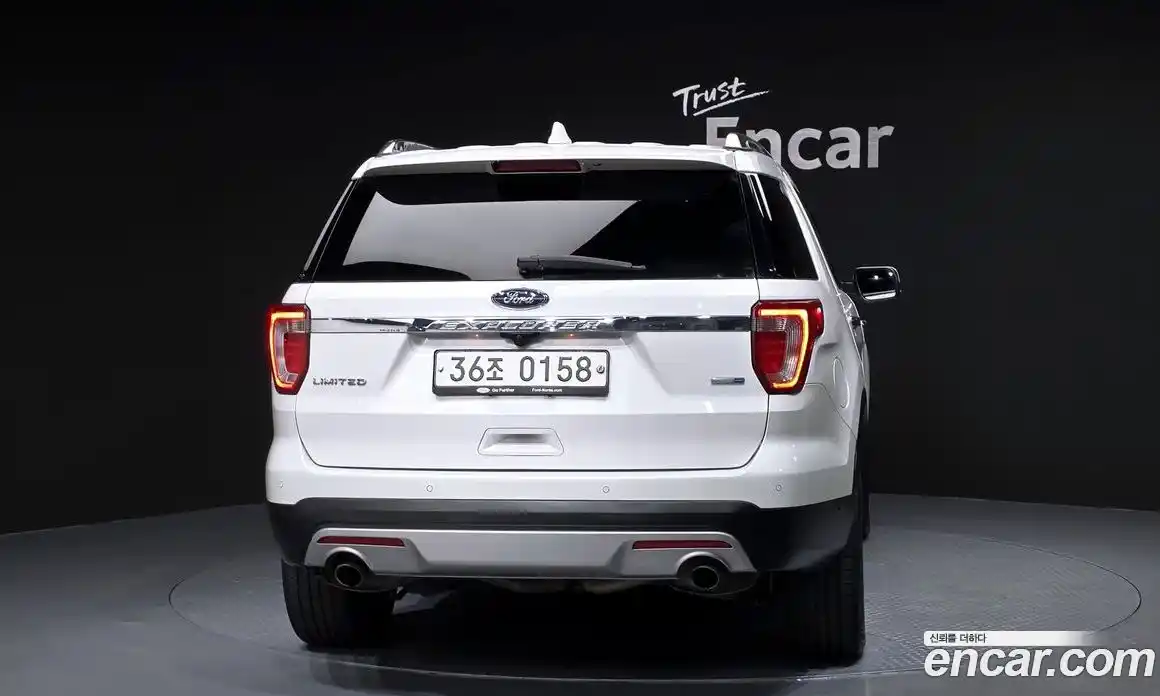 Ford Explorer 2017 2.3 Автомат в Москве № 267258, фото 7