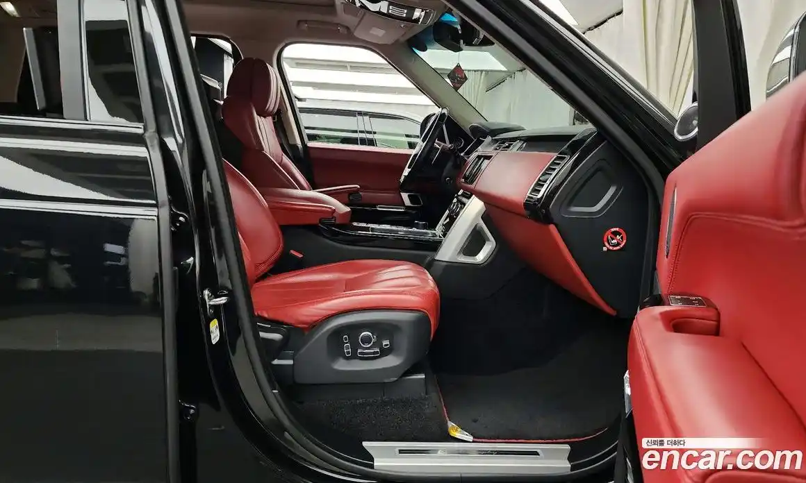 Land Rover Range-Rover 2016 4.4 Автомат в Москве № 271507, фото 19