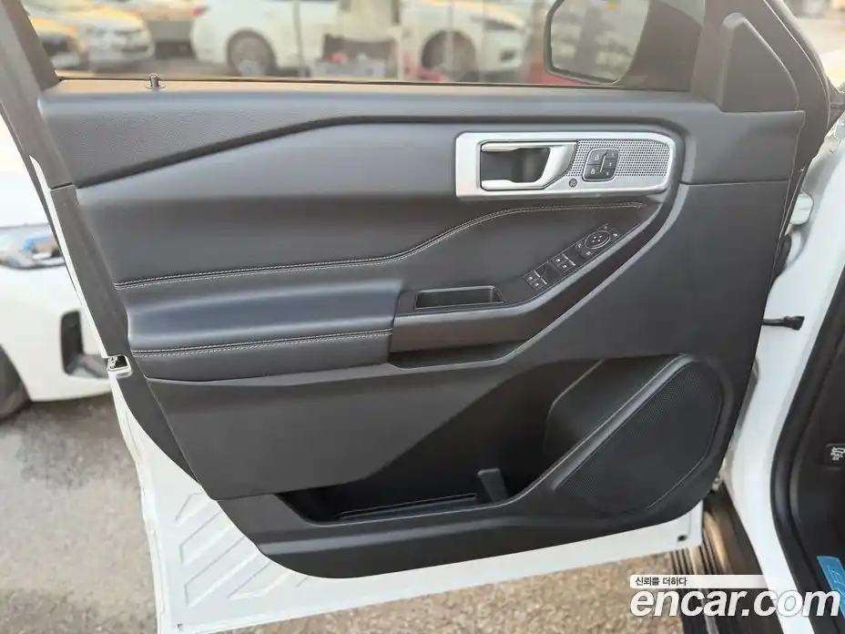 Ford Explorer 2020 2.3 Автомат в Москве № 281902, фото 19