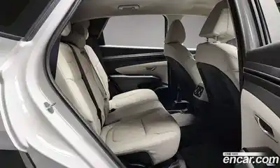 Hyundai Tucson 2023 2.0 Автомат в Москве № 283617, миниатюра 2