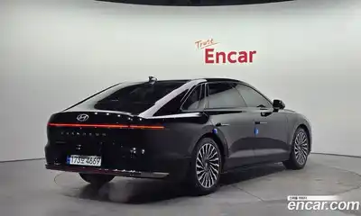 Hyundai Grandeur 2023 3.5 Автомат в Москве № 2912, миниатюра 2