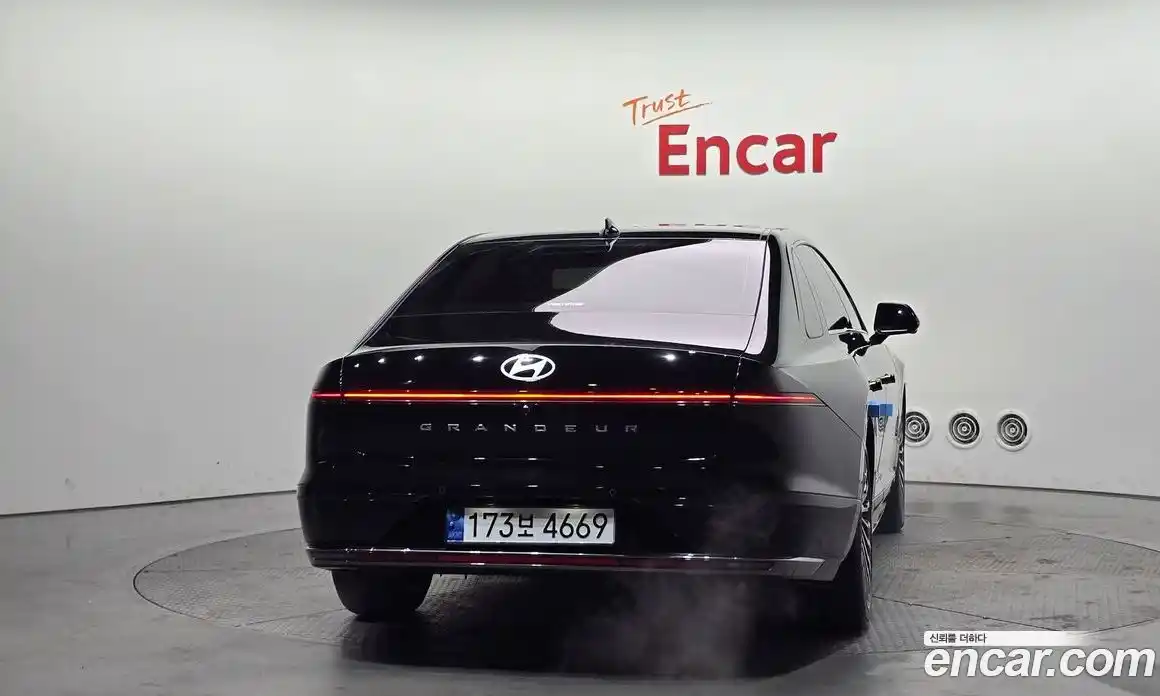 Hyundai Grandeur 2023 3.5 Автомат в Москве № 2912, фото 4