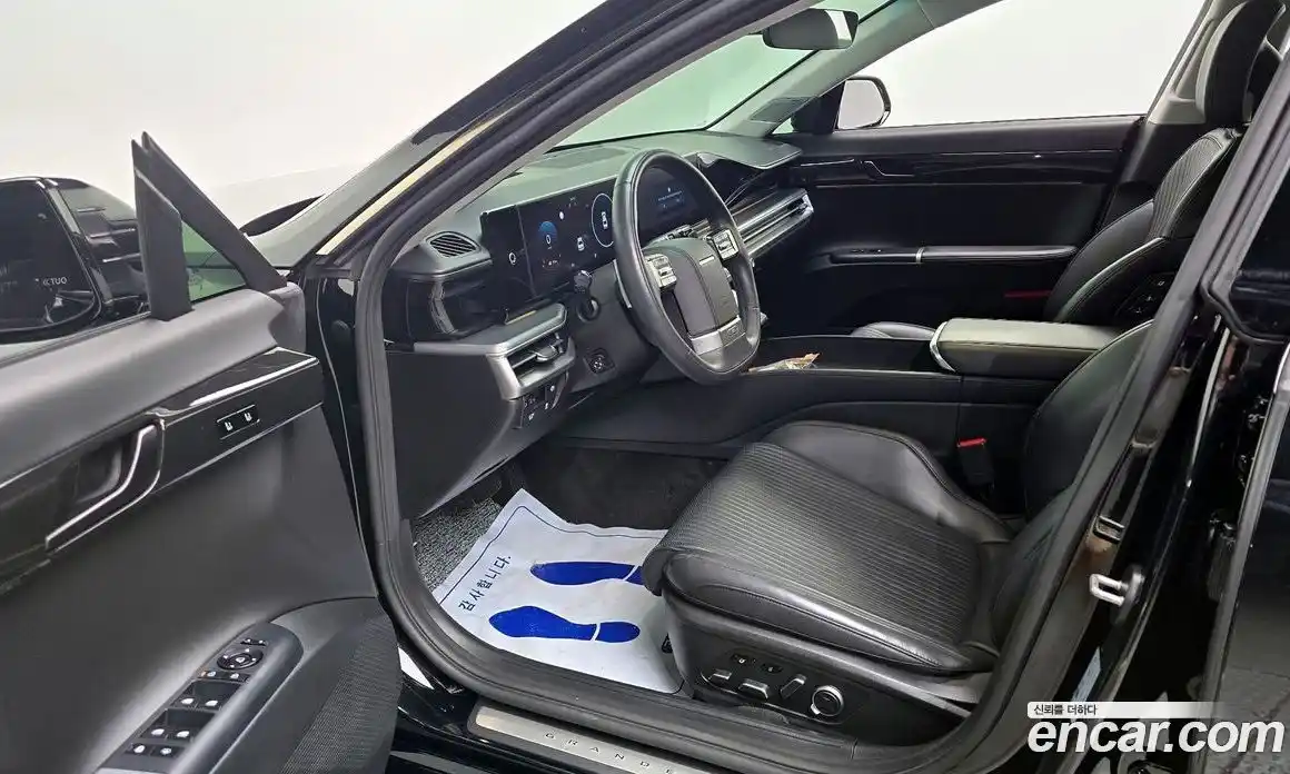 Hyundai Grandeur 2023 3.5 Автомат в Москве № 2912, фото 10