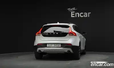 Volvo V40 2019 2.0 Автомат в Москве № 293747, миниатюра 4