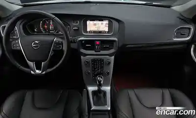 Volvo V40 2019 2.0 Автомат в Москве № 293747, миниатюра 7