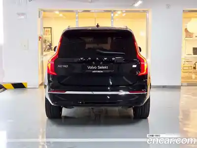 Volvo XC90 2024 2.0 Автомат в Москве № 293908, миниатюра 4
