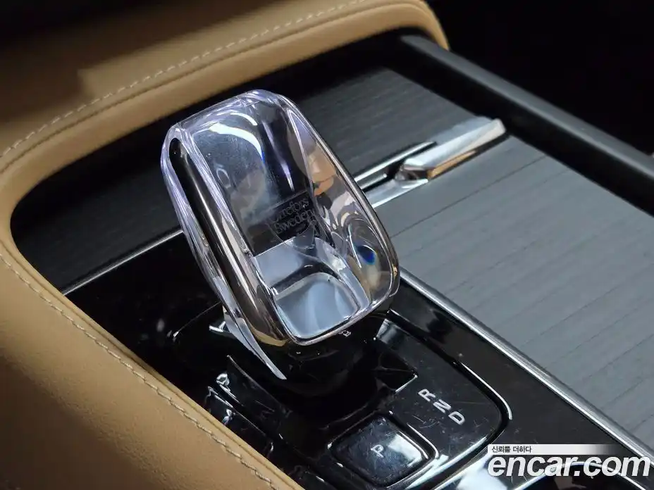 Volvo XC90 2024 2.0 Автомат в Москве № 293908, фото 9