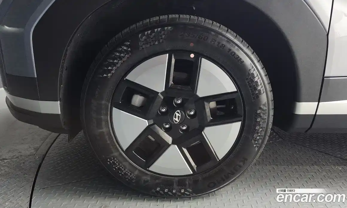 Hyundai Santa Fe 2025 1.6 Автомат в Москве № 300413, фото 17