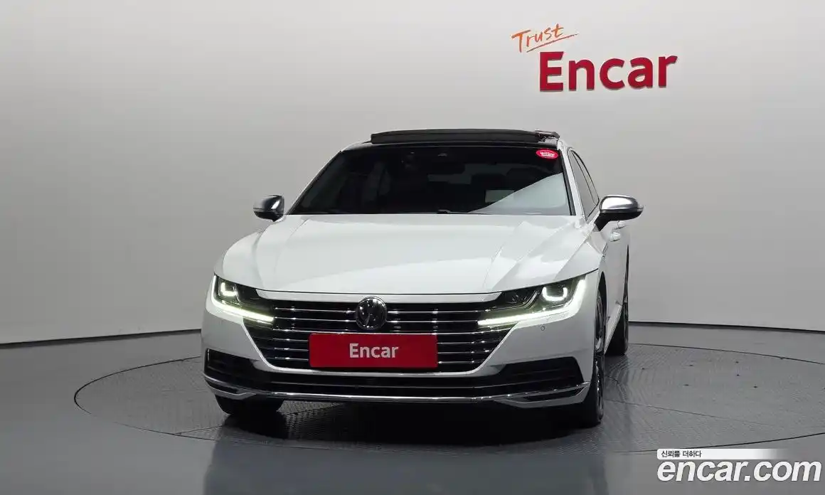 Volkswagen Arteon 2019 2.0 Автомат в Москве № 301284, фото 18