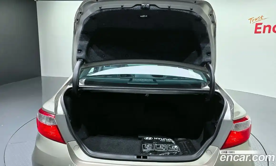 Toyota Camry 2017 2.5 Автомат в Москве № 302641, фото 10