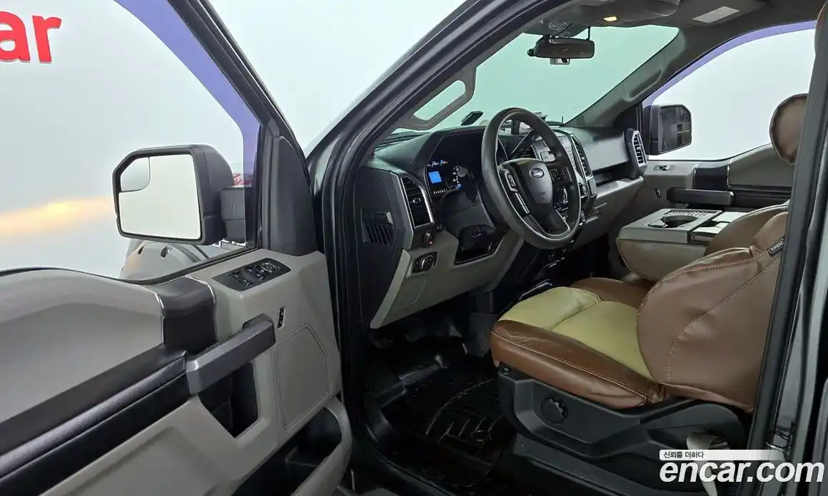 Ford F150 2015 5.0 Автомат в Москве № 303711, фото 6