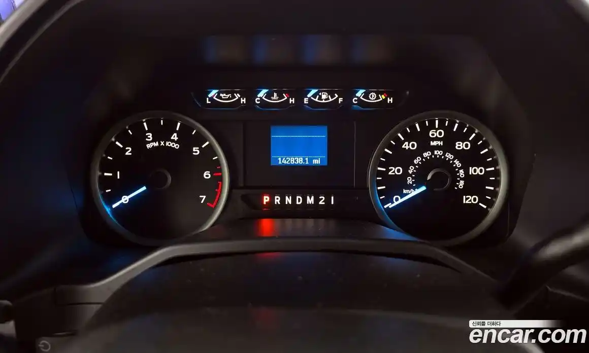 Ford F150 2015 5.0 Автомат в Москве № 303711, фото 8