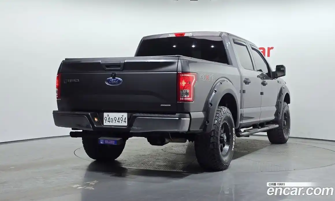 Ford F150 2015 5.0 Автомат в Москве № 303711, фото 10