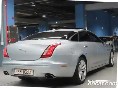 Jaguar XJ 2015 3.0 Автомат в Москве № 305186, миниатюра 4