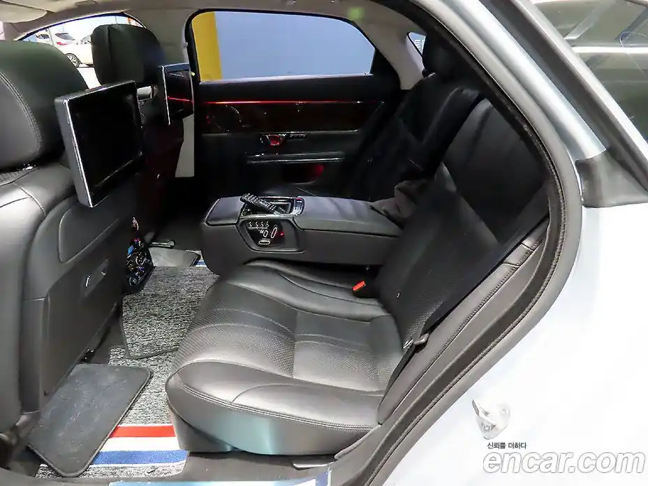 Jaguar XJ 2015 3.0 Автомат в Москве № 305186, фото 7