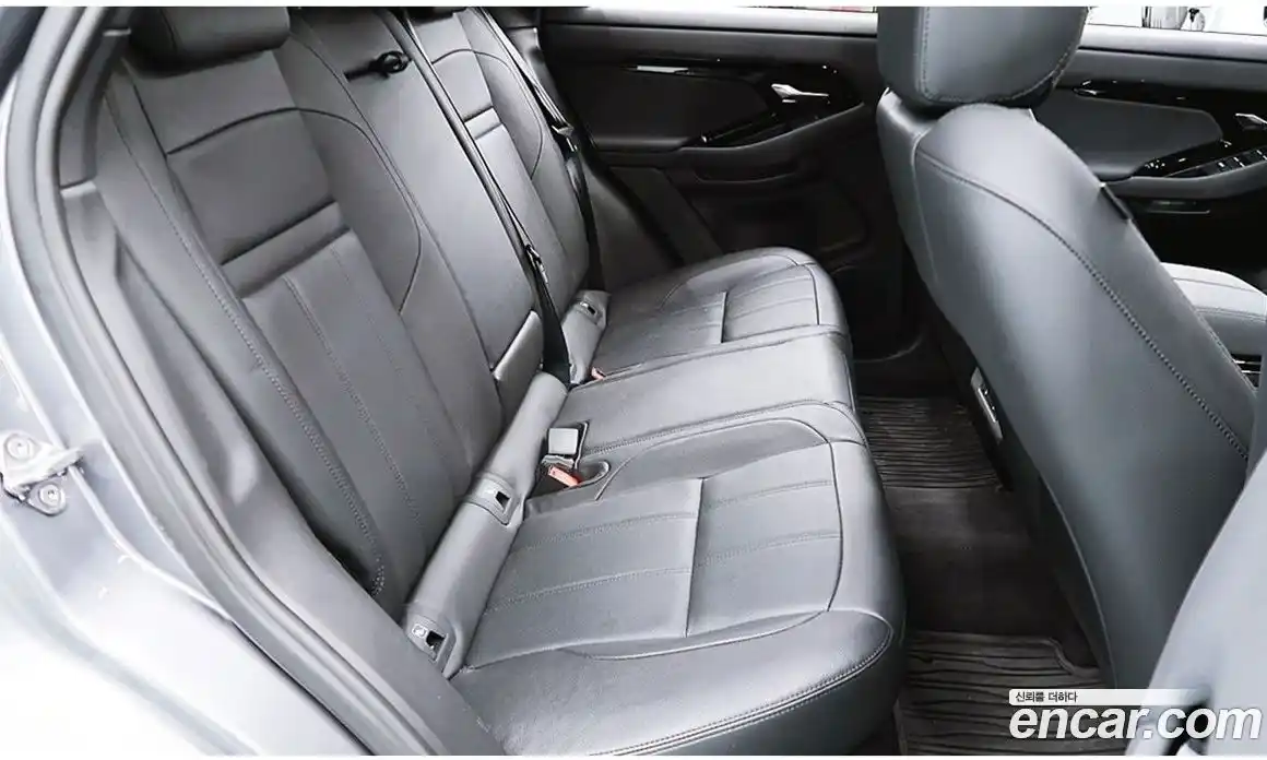 Land Rover Range-Rover Evoque 2024 2.0 Автомат в Москве № 316341, фото 14