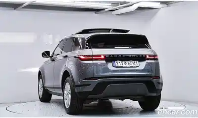 Land Rover Range-Rover Evoque 2024 2.0 Автомат в Москве № 316341, миниатюра 2
