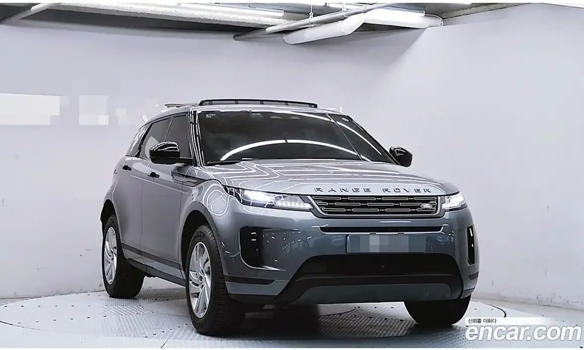 Land Rover Range-Rover Evoque 2024 2.0 Автомат в Москве № 316341, фото 3
