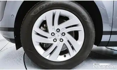 Land Rover Range-Rover Evoque 2024 2.0 Автомат в Москве № 316341, миниатюра 5