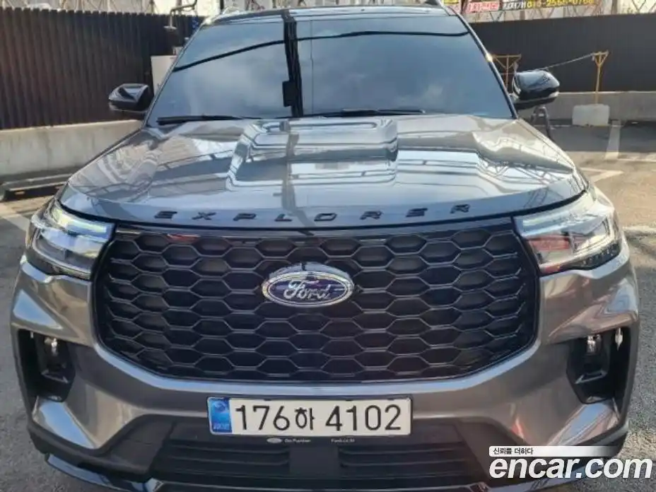 Ford Explorer 2025 2.3 Автомат в Москве № 320512, фото 1