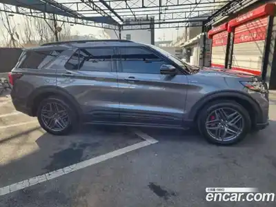 Ford Explorer 2025 2.3 Автомат в Москве № 320512, миниатюра 3