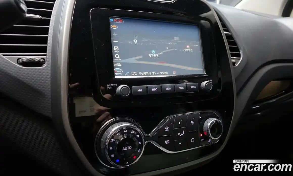 Renault QM3 2014 1.5 Автомат в Москве № 328339, фото 3